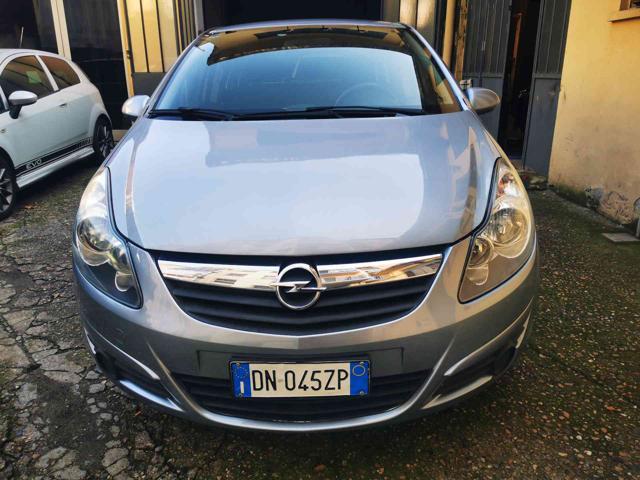 OPEL Corsa usata, con Airbag