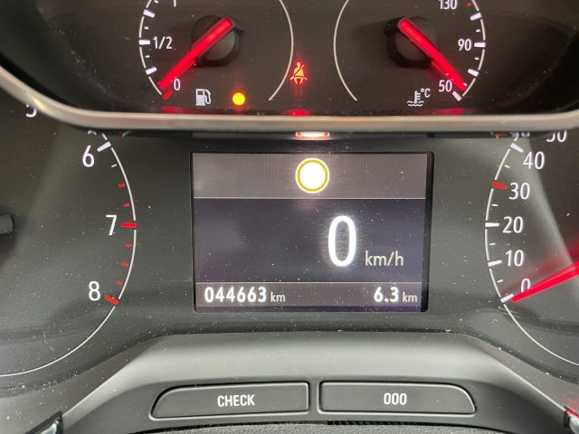 OPEL Crossland usata, con Bluetooth