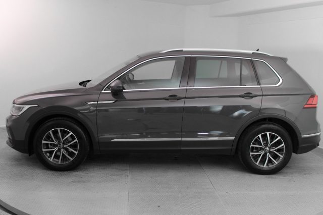 VOLKSWAGEN Tiguan usata, con Airbag laterali