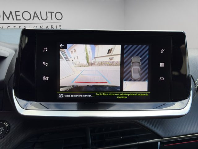 PEUGEOT 2008 usata, con Vetri oscurati