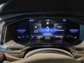 VOLKSWAGEN Taigo usata, con Autoradio