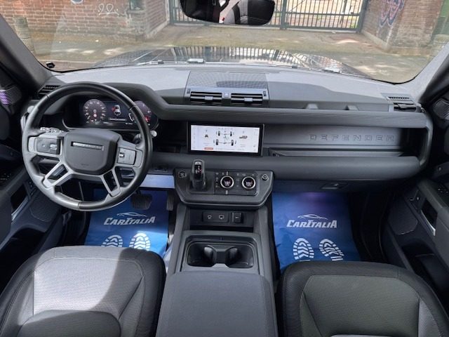 LAND ROVER Defender usata, con Climatizzatore