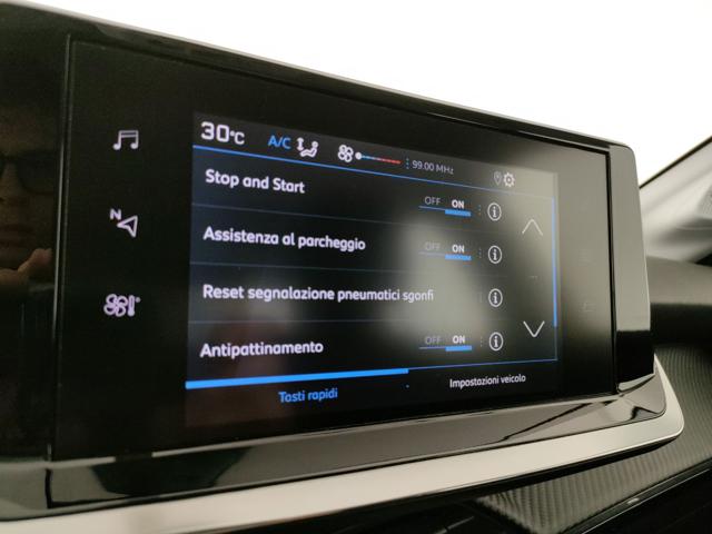 PEUGEOT 208 usata, con Park Distance Control