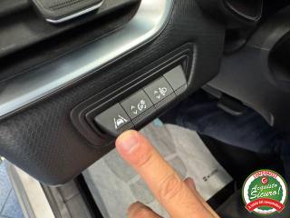 RENAULT Clio usata, con Luci diurne LED