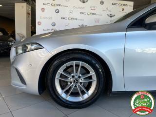 MERCEDES-BENZ A 180 usata, con Autoradio digitale