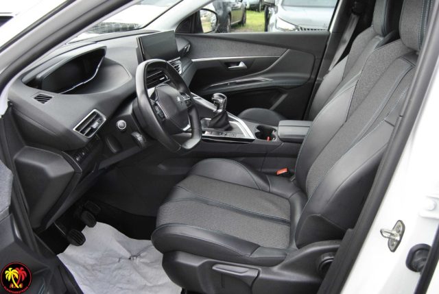 PEUGEOT 3008 usata, con Bracciolo