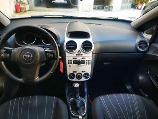 OPEL Corsa usata, con ESP