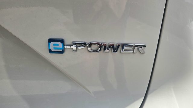 NISSAN Qashqai usata, con Specchietti laterali elettrici