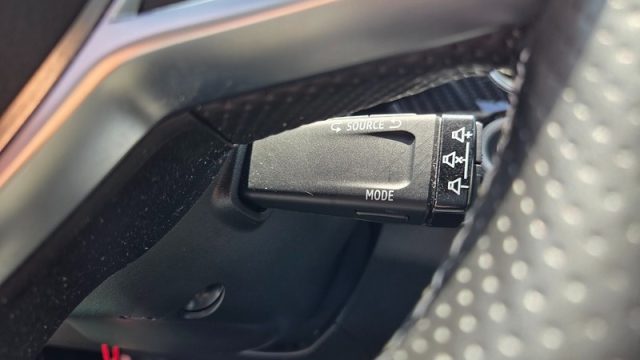 RENAULT Arkana usata, con Controllo elettronico della corsia