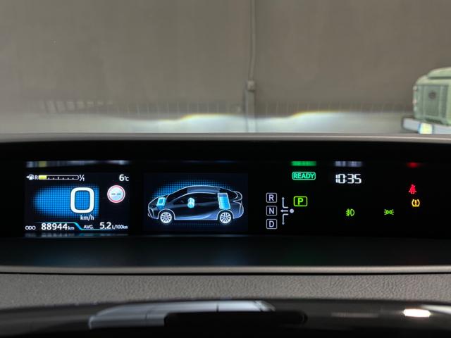 TOYOTA Prius usata, con Portellone posteriore elettrico