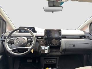 HYUNDAI Staria usata 12