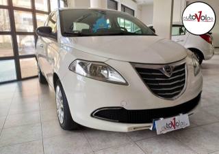 LANCIA Ypsilon usata, con Servosterzo