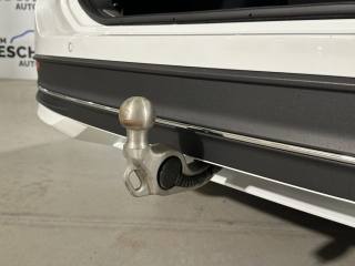 VOLKSWAGEN Passat Variant usata, con Gancio traino