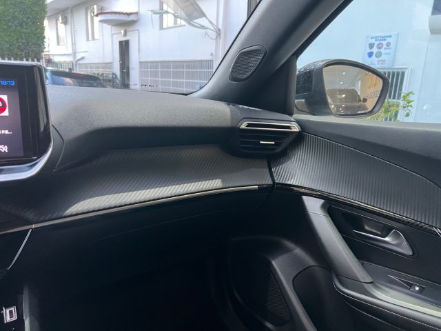 PEUGEOT 2008 usata, con Controllo vocale
