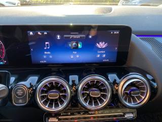 MERCEDES-BENZ GLA 200 usata, con Leve al volante