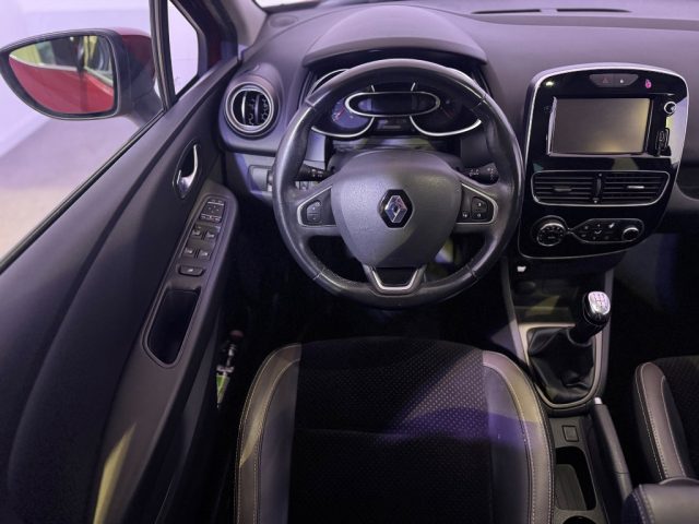 RENAULT Clio usata 17