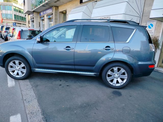 MITSUBISHI Outlander usata, con Airbag laterali