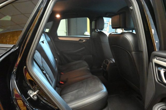PORSCHE Macan usata 33