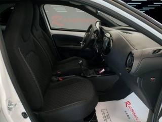 TOYOTA Aygo X usata 17