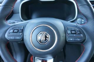 MG ZS usata, con Airbag testa