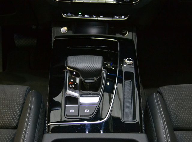 AUDI Q5 usata, con Chiusura centralizzata