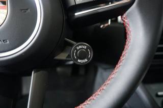 PORSCHE Macan usata, con Touch screen