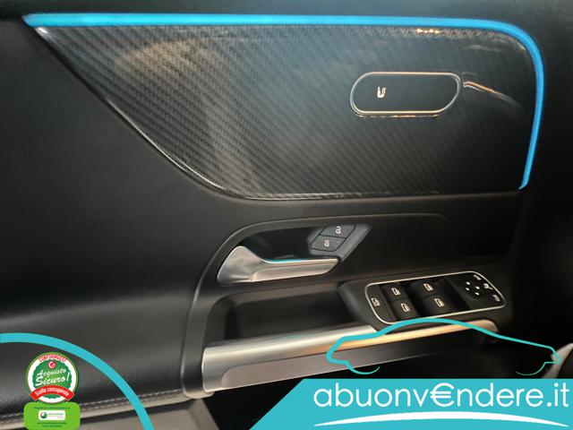 MERCEDES-BENZ GLB 200 usata, con Controllo automatico clima