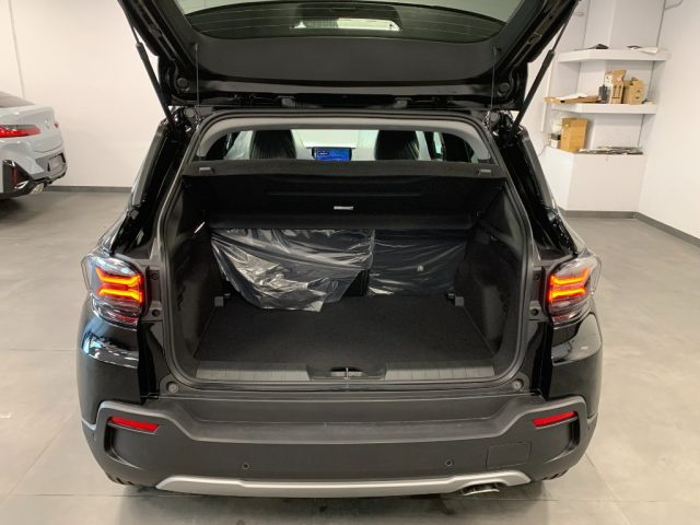 JEEP Avenger usata, con USB