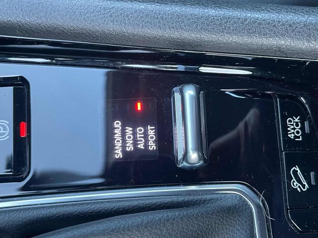 JEEP Compass usata, con Sedile posteriore sdoppiato