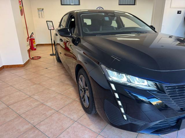 PEUGEOT 308 usata, con Airbag