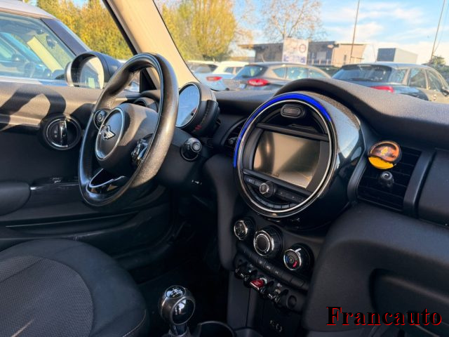 MINI One usata, con Autoradio