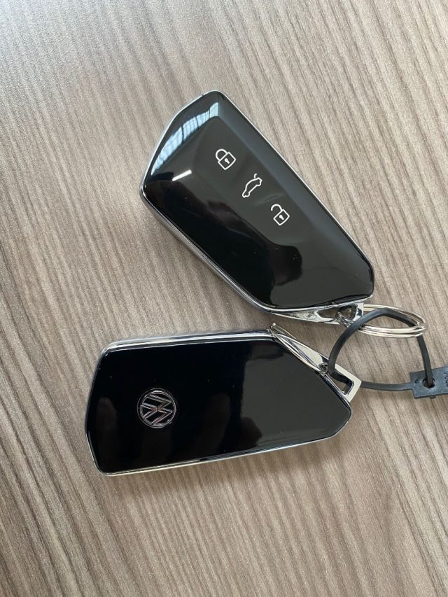 VOLKSWAGEN Golf usata, con Servosterzo
