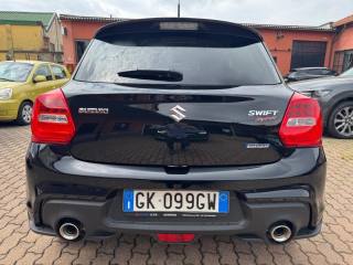 SUZUKI Swift usata, con Autoradio