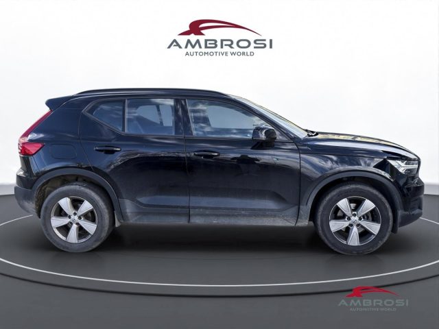 VOLVO XC40 usata 4