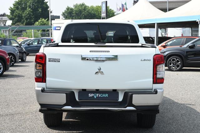 MITSUBISHI L200 usata, con Autoradio