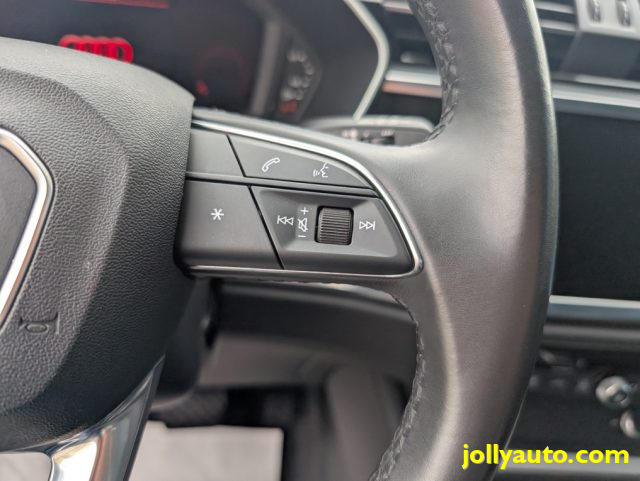 AUDI Q3 usata, con Sensori di parcheggio posteriori