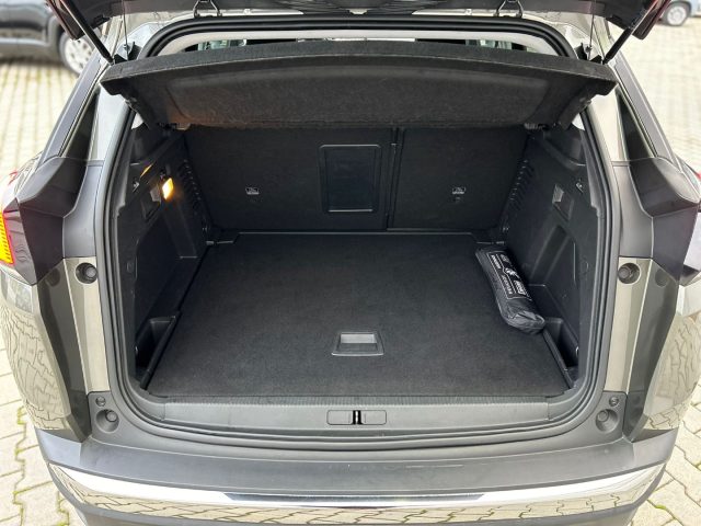 PEUGEOT 3008 usata, con Servosterzo