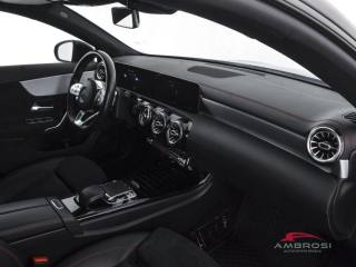 MERCEDES-BENZ CLA 180 usata 11