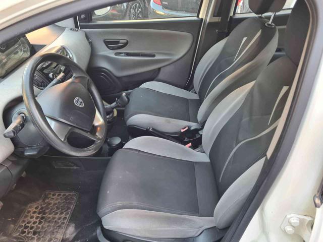 LANCIA Ypsilon usata, con Controllo trazione
