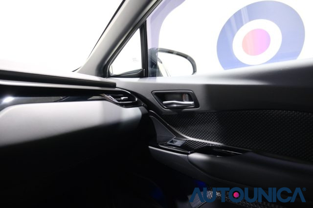 TOYOTA C-HR usata, con Sensore di luce