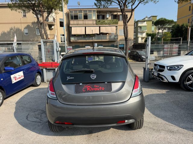 LANCIA Ypsilon usata, con Boardcomputer