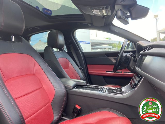 JAGUAR XF usata, con Cerchi in lega