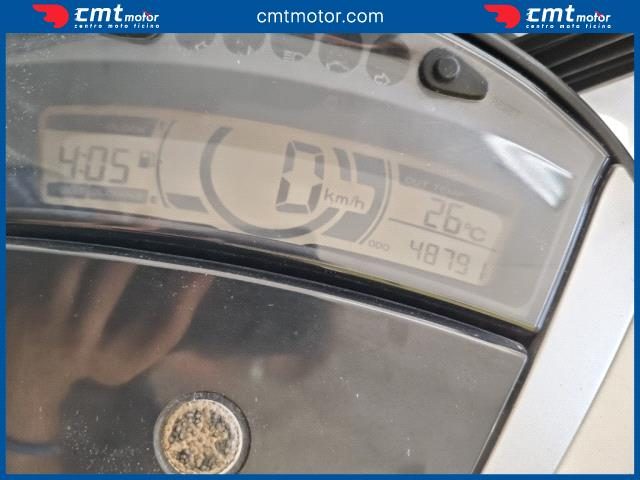 YAMAHA Xenter 150 usata 4