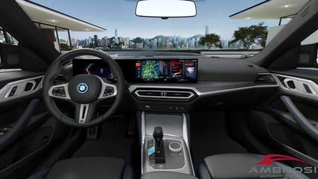 BMW i4 usata 9