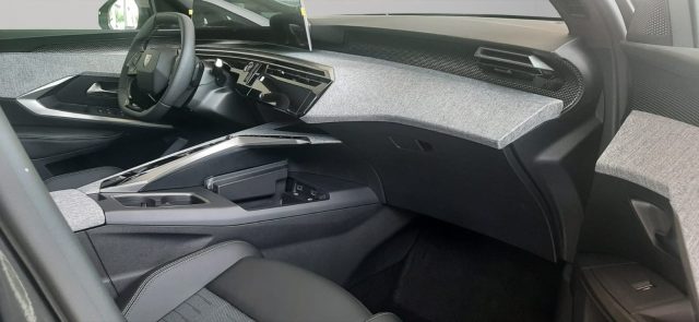 PEUGEOT 3008 usata, con Sensore di pioggia