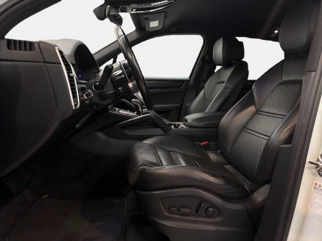 PORSCHE Cayenne usata, con Controllo automatico clima