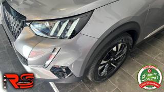 PEUGEOT 2008 usata, con Interni in pelle