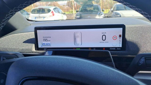 FORD Mustang Mach-E usata, con Autoradio