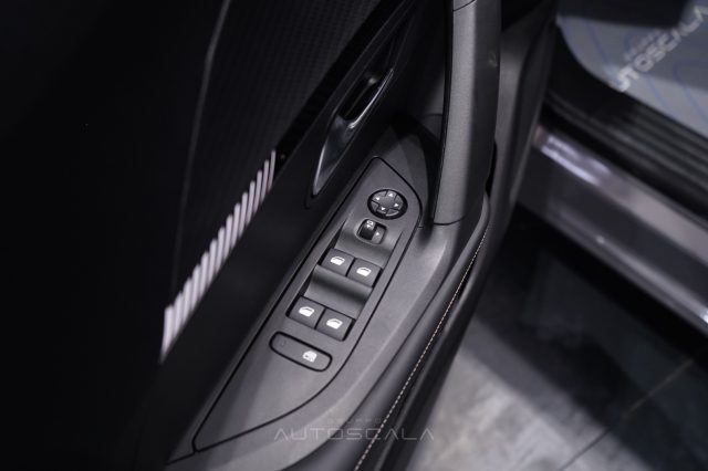 PEUGEOT 2008 usata, con ESP