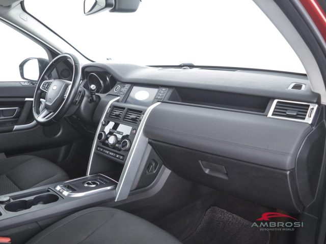 LAND ROVER Discovery Sport usata 11